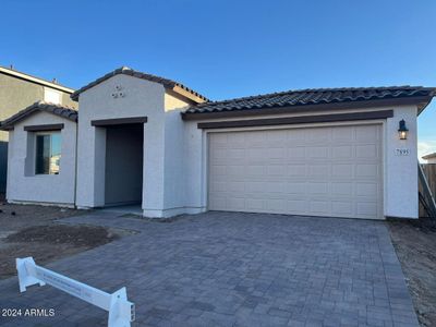 New construction Single-Family house 7895 W Coyote Dr, Peoria, AZ 85383 Topaz- photo 3 3