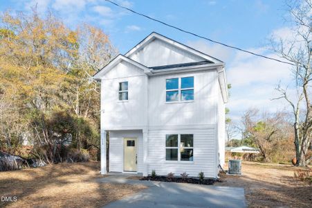 New construction Single-Family house 125 Rawls Club Rd, Fuquay Varina, NC 27526 - image