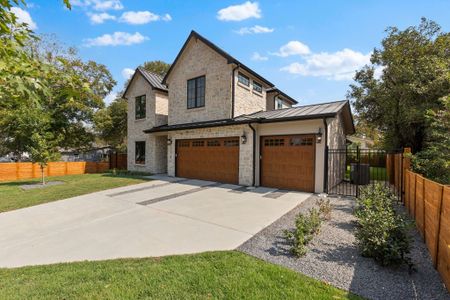 New construction Single-Family house 2318 Westoak Dr, Austin, TX 78704 - photo 1 1