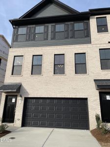 New construction Townhouse house 136 Midtown Rows Wy, Unit 22, Fuquay Varina, NC 27526 - image