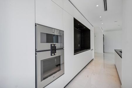 New construction Condo house 300 Biscayne Blvd, Unit 1907w, Miami, FL 33131 - image 5