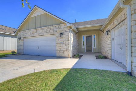 New construction Single-Family house 1248 Dancing Oak Ln, San Marcos, TX 78666 null- photo 1 1