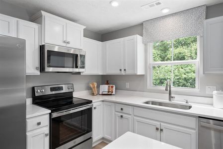 New construction Single-Family house 3916 Market Garden Dr, Greenville, NC 27833 plan Grand Bahama - image