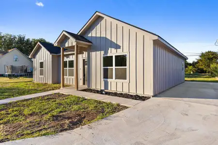 New construction Single-Family house 2913 Mildred St, Waco, TX 76706 - image