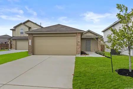 New construction Single-Family house 12523 Desert Fox, Converse, TX 78109 plan The Estero - image