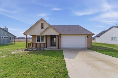 New construction Single-Family house 314 Oakwood Ave, Jacksboro, TX 76458 - image