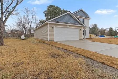 New construction Single-Family house 402 Rutherford St, Spring Lake, NC 28390 - image