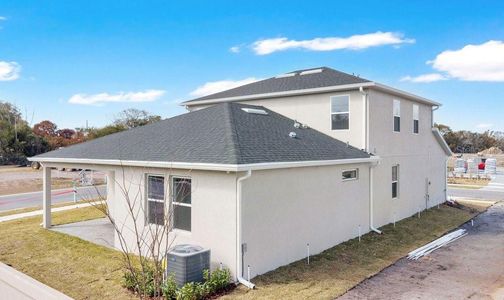 New construction Single-Family house 106 Elena Lavin Cir, Unit 19, Orlando, FL 32807 - image 3