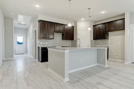 New construction Single-Family house 3921 Peacock Isle Dr, Dickinson, TX 77539 plan Cedar Creek - image 17