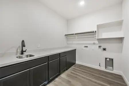 New construction Single-Family house 5611 Camp Creek Rd, Baytown, TX 77523 - image 15