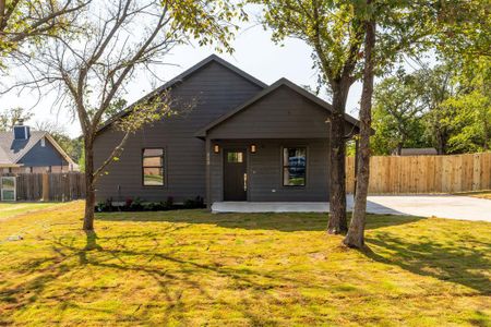 New construction Single-Family house 313 Hickorywood St, Azle, TX 76020 null- photo 0 0