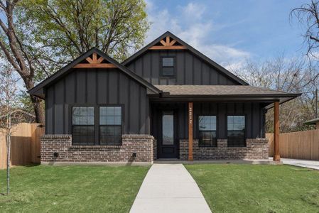 New construction Single-Family house 2217 Christine Ave, Fort Worth, TX 76105 - image