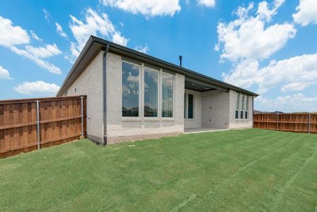 New construction Single-Family house 1058 Bingham Wy, Forney, TX 75126 Buescher - S5202- photo 2 2