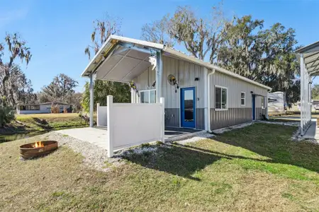 New construction Single-Family house 645 Cr 485A, Lake Panasoffkee, FL 33538 - image