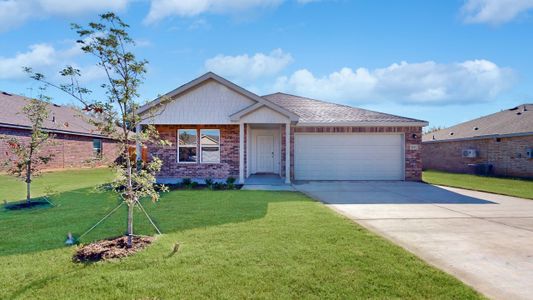 New construction Single-Family house 405 Sperling Ln, Ferris, TX 75125 plan Roanoke - image