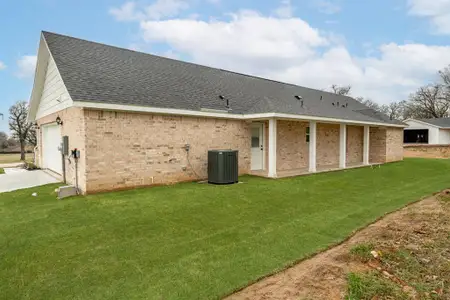 New construction Single-Family house 113 Aslan Rd, Poolville, TX 76487 null- photo 4 4