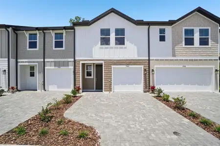New construction Townhouse house 7522 Deer Valley Cir, Tampa, FL 33635 plan Surf - image