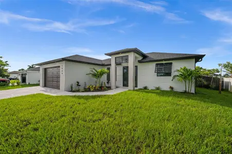 New construction Single-Family house 1609 Nw 16Th Ter, Cape Coral, FL 33993 - image