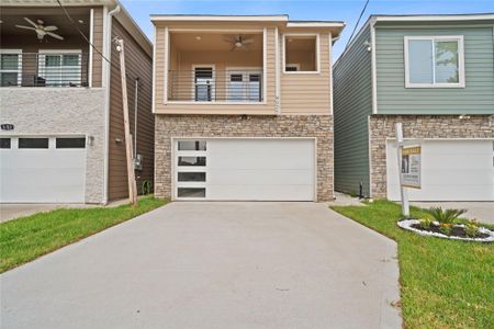 New construction Single-Family house 8025 Virgil St, Houston, TX 77088 - image