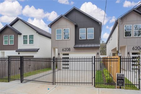 New construction Single-Family house 6208 Cebra St, Houston, TX 77091 - image