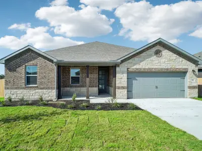 New construction Single-Family house 105 Milo Ct, Kyle, TX 78640 plan The Capital - image