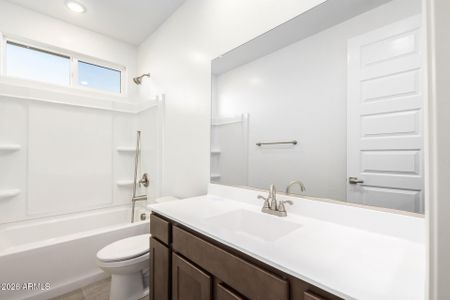 New construction Single-Family house 13232 W Ranch Gate Rd, Peoria, AZ 85383 plan Lot 151 - Plan 3513 - image 10