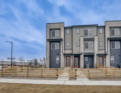 New construction Townhouse house 2385 E Suniga Rd, Fort Collins, CO 80524 plan Fossil Creek End - image