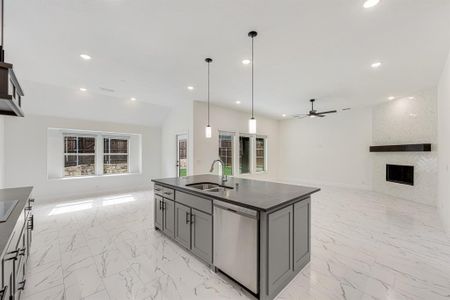 New construction Single-Family house 4218 Bel Air Dr, Midlothian, TX 76065 plan Rockcress - image 18