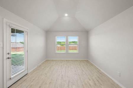 New construction Single-Family house 2637 River Bank Dr, Burleson, TX 76028 plan Dover - image 19