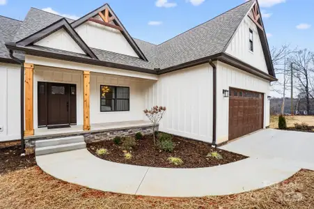 New construction Single-Family house 105 Sunset View Ln, Unit 55-56, Statesville, NC 28677 - image