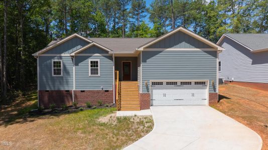 New construction Single-Family house 162 Shawnee Drive, Louisburg, NC 27549 - photo 0