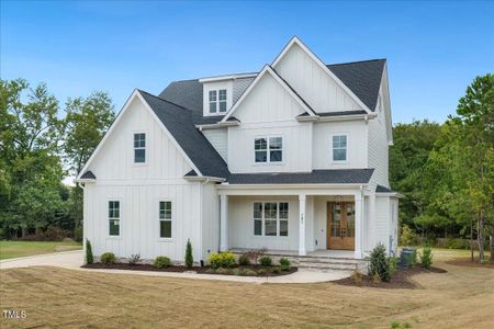 New construction Single-Family house 701 Wilshire View Court, Holly Springs, NC 27526 - photo 2 2