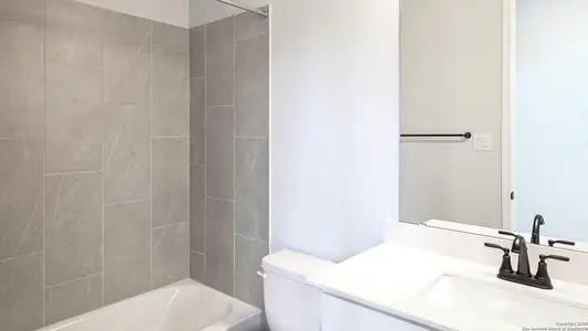 New construction Single-Family house 1841 Gyst Rd, Seguin, TX 78155 plan 2694W - image 11