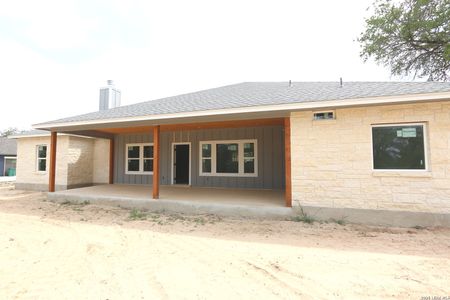 New construction Single-Family house 142 Timber Pl, La Vernia, TX 78121 - image
