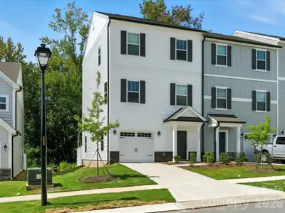 New construction Townhouse house 11935 Basking Dr, Charlotte, NC 28214 - image