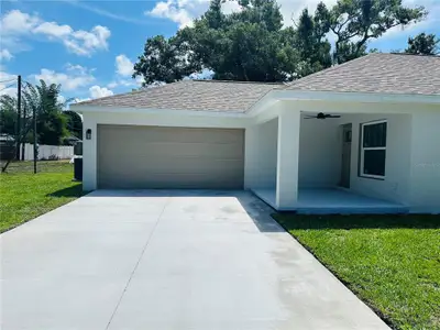 New construction Single-Family house 3837 44Th Ave N, St. Petersburg, FL 33714 - image