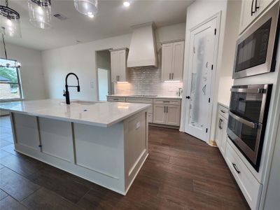 New construction Single-Family house 801 Golden Eagle Cv, Salado, TX 76571 plan Rio - image 10