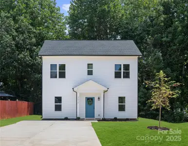 New construction Single-Family house 2120 A Ave, Charlotte, NC 28216 - image