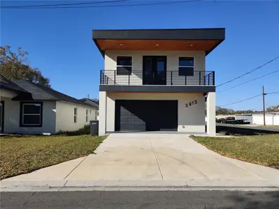 New construction Single-Family house 3915 W Robson St W, Tampa, FL 33614 - image
