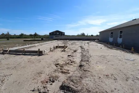 New construction Single-Family house 3164 Adams Cross Dr, Zephyrhills, FL 33540 Marque- photo 4 4