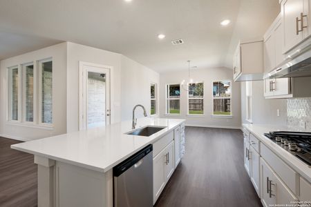 New construction Single-Family house 2244 Sur Ave, New Braunfels, TX 78132 Hillsboro- photo 6 6