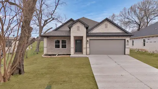 New construction Single-Family house 4414 Green Acres Ct, Arlington, TX 76017 null- photo 0