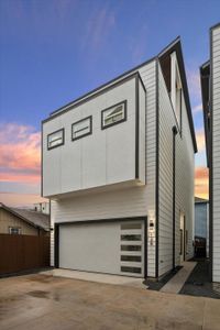 New construction Single-Family house 118 Velasco St, Houston, TX 77003 - image
