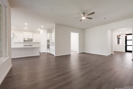 New construction Single-Family house 2244 Sur Ave, New Braunfels, TX 78132 Hillsboro- photo 14 14