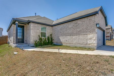 New construction Single-Family house 9222 Espadrille Run, Converse, TX 78109 null- photo 1 1