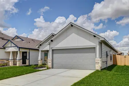 New construction Single-Family house 6463 Escondido Dr, Rosharon, TX 77583 - image