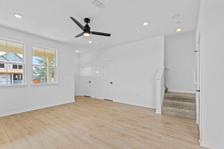 New construction Single-Family house 2542 Violet Theo Ln, Round Rock, TX 78665 plan The Crosshaven - image 16