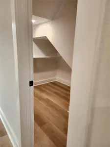 New construction Single-Family house 10926 Ivyridge Rd, Unit B, Houston, TX 77043 - image 4