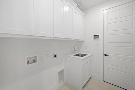 New construction Single-Family house 13976 Malinda Dr, Frisco, TX 75033 plan Burnet - 4440F - image 8