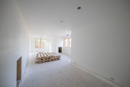 New construction Single-Family house 500 Emily Reed Ln, Atlanta, GA 30342 - image 15